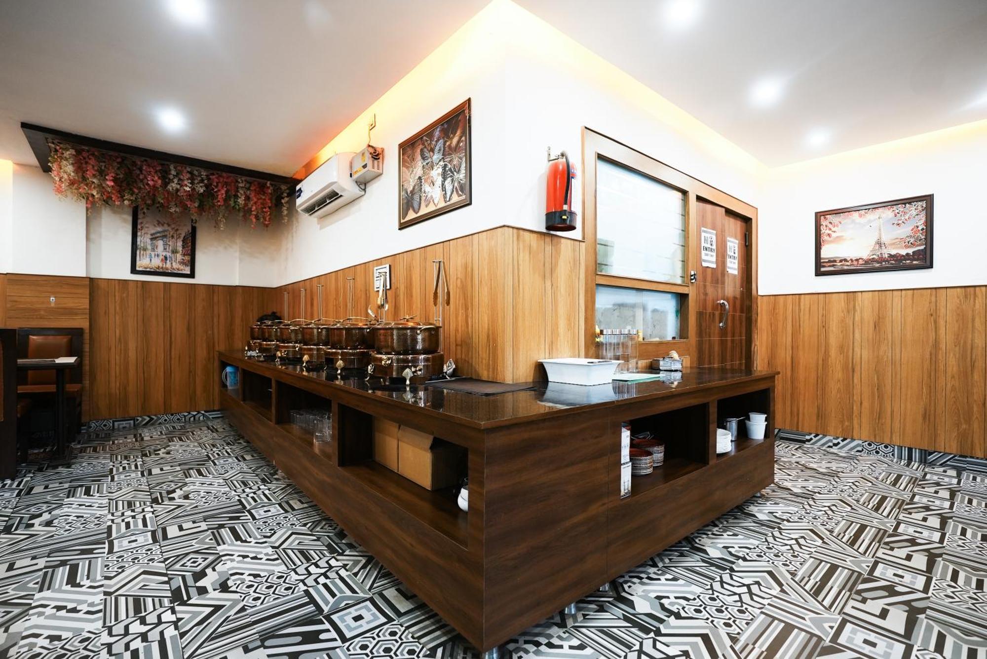 Hotel The 7 Seas Rishikesh Ngoại thất bức ảnh