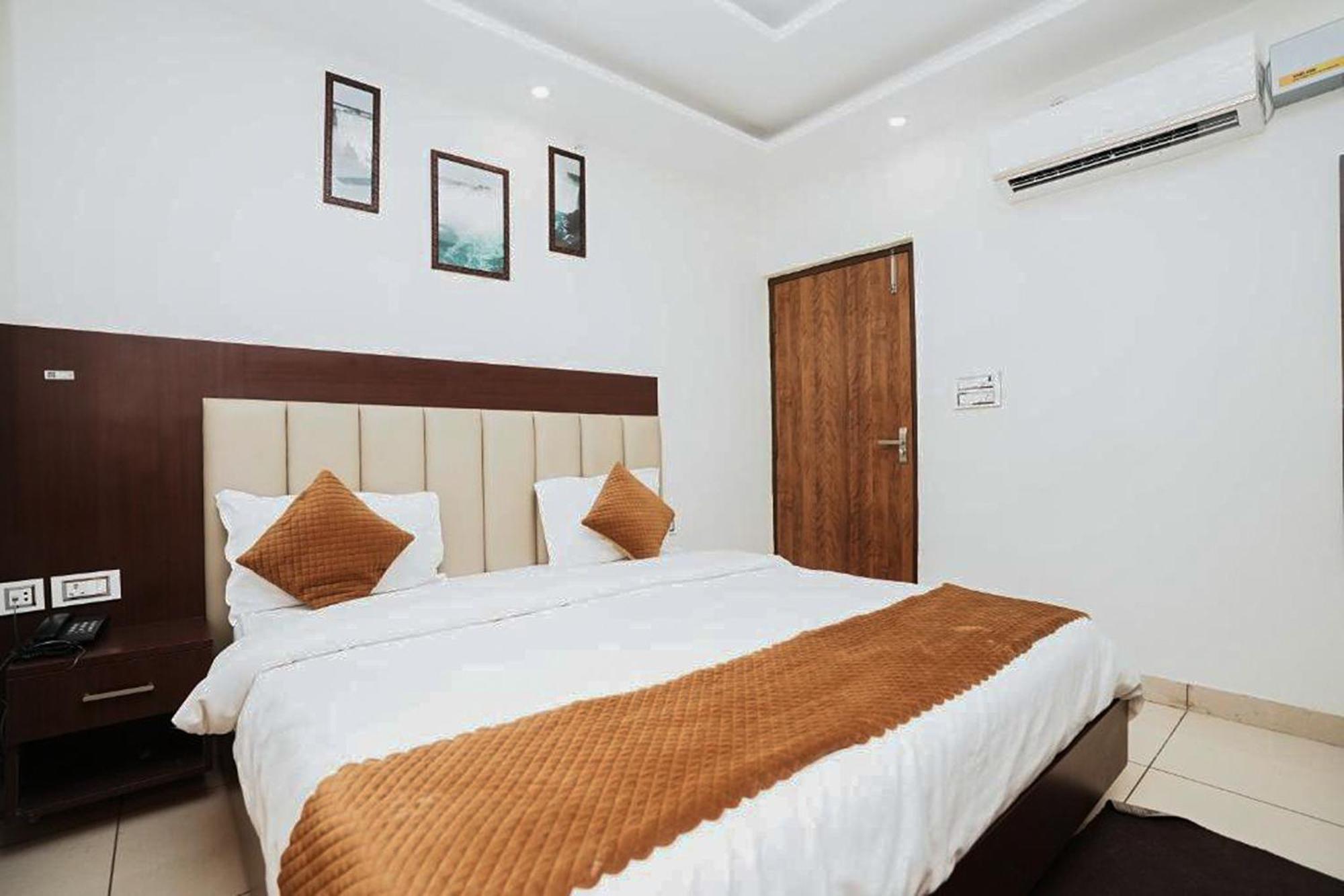 Hotel The 7 Seas Rishikesh Ngoại thất bức ảnh