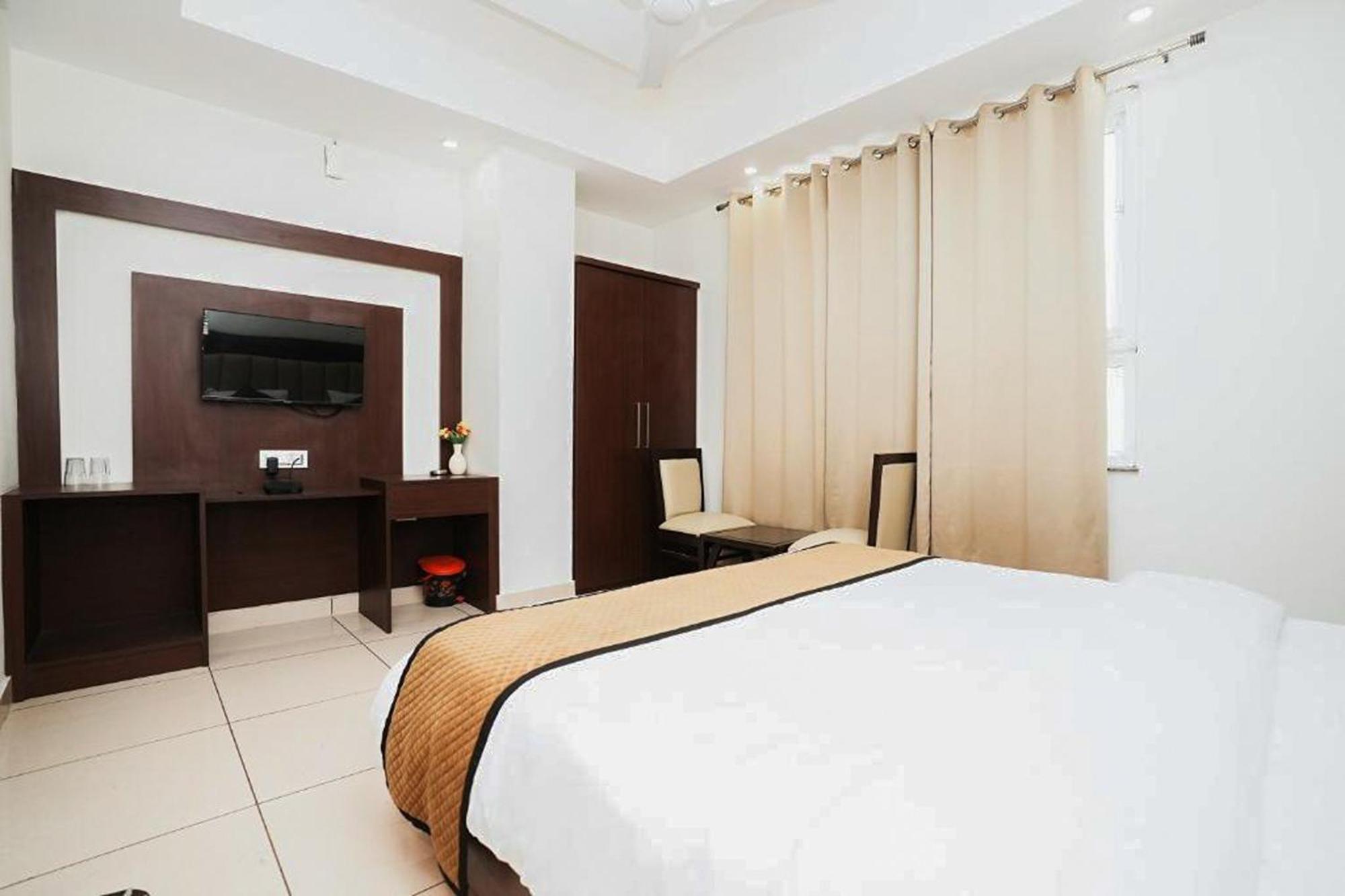 Hotel The 7 Seas Rishikesh Ngoại thất bức ảnh