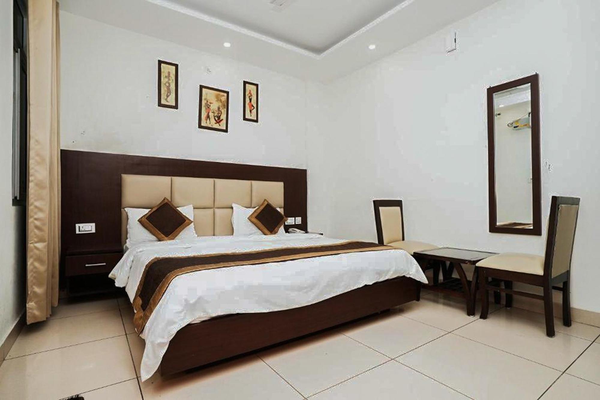 Hotel The 7 Seas Rishikesh Ngoại thất bức ảnh
