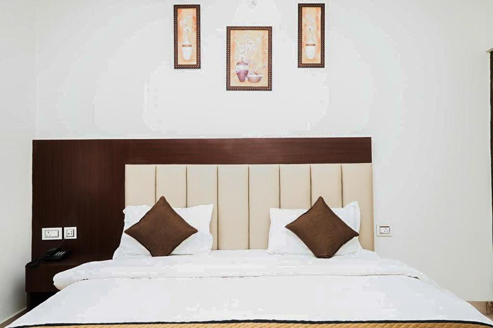 Hotel The 7 Seas Rishikesh Ngoại thất bức ảnh