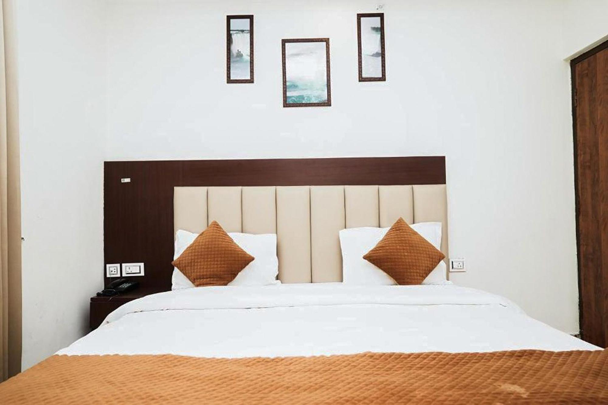 Hotel The 7 Seas Rishikesh Ngoại thất bức ảnh